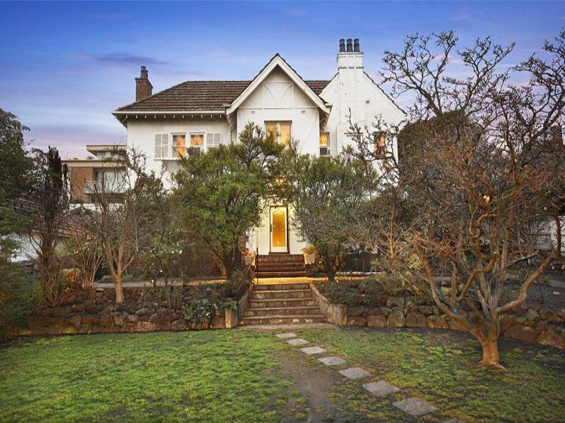 32 Grange Road, Toorak, Vic 3142 Property Details