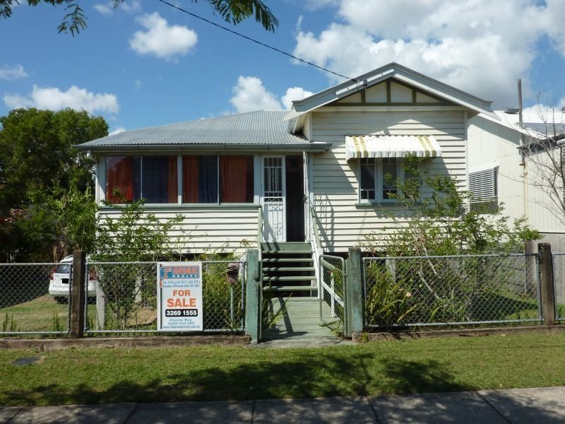 155 Rainbow Street, Sandgate, QLD 4017