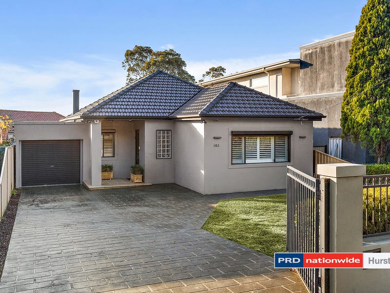 182 Stoney Creek Road, Beverly Hills, NSW 2209