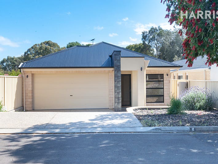 8 Berri Road, Hope Valley, SA 5090