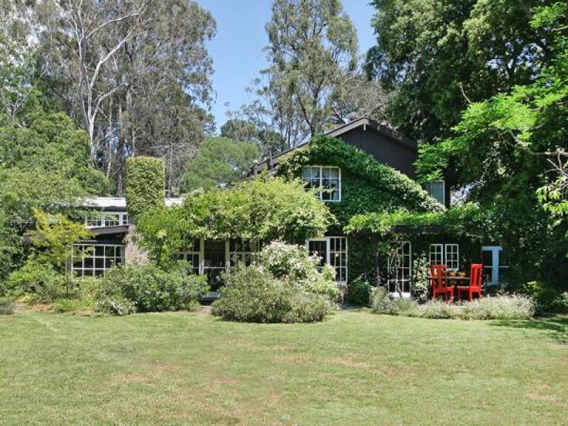 3 Edna Walling Lane, Mooroolbark, Vic 3138 Property Details