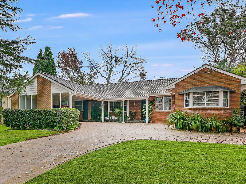12 Romney Road, St Ives Chase, NSW 2075