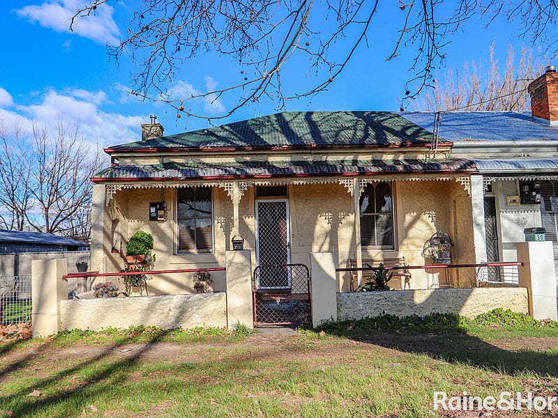 28 Seymour Street, Bathurst, NSW 2795 Property Details