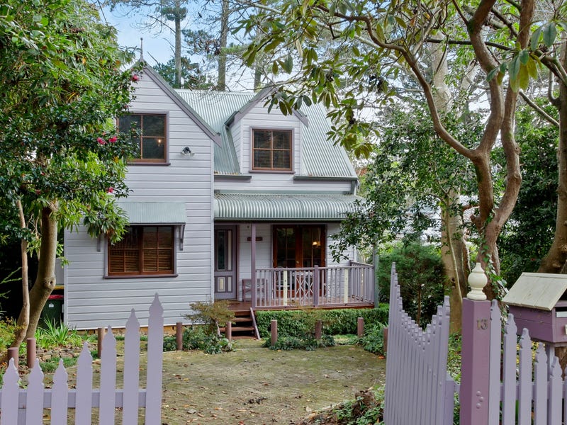 13 Albert Street, Leura, NSW 2780 House for Sale