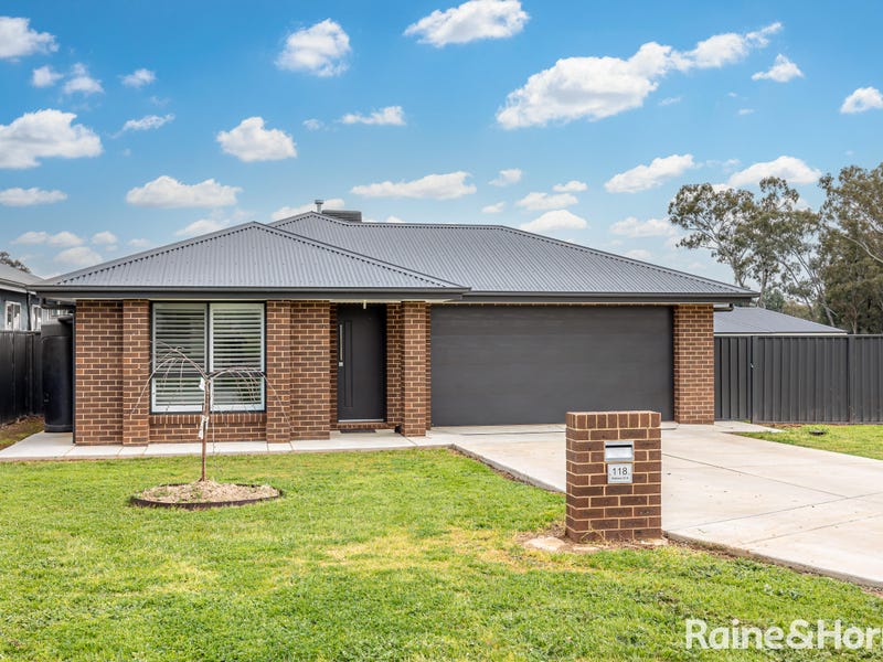 118 Wallace Street, Coolamon, NSW 2701 Property Details