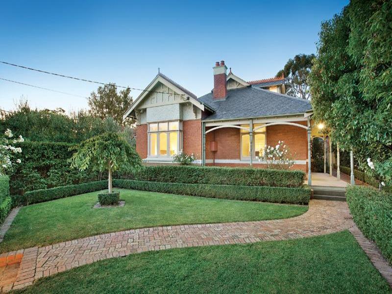 19 Lambert Road, Toorak, Vic 3142 Property Details