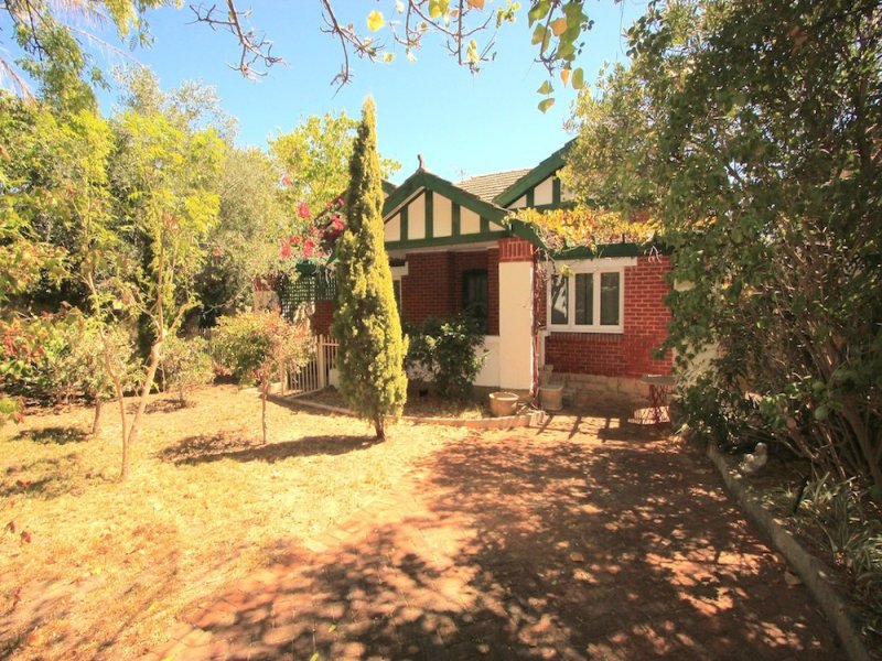 40 Boreham Street, Cottesloe, WA 6011 Property Details