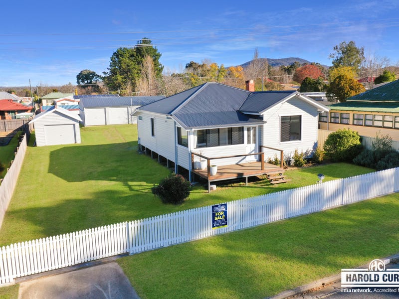 13 High Street, Tenterfield, NSW 2372 - Property Details