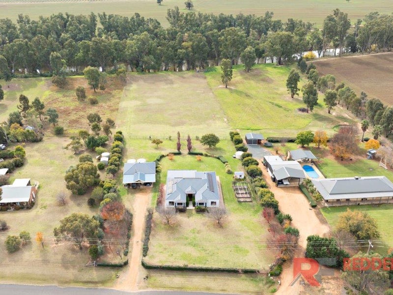 27 Crossley Drive, Narromine, NSW 2821 House for Sale