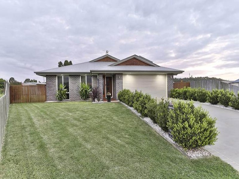 17 Debbie Court, Oakey, Qld 4401 Property Details