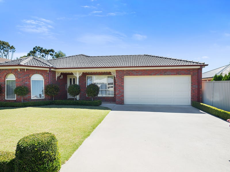 82 Bowen Street, Camperdown, Vic 3260 Property Details