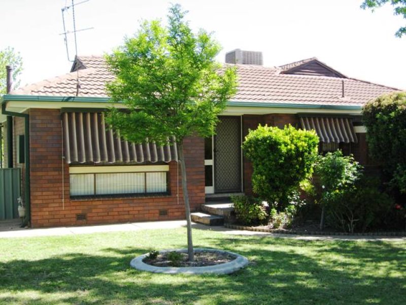 474 Lake Albert Road, Lake Albert, NSW 2650