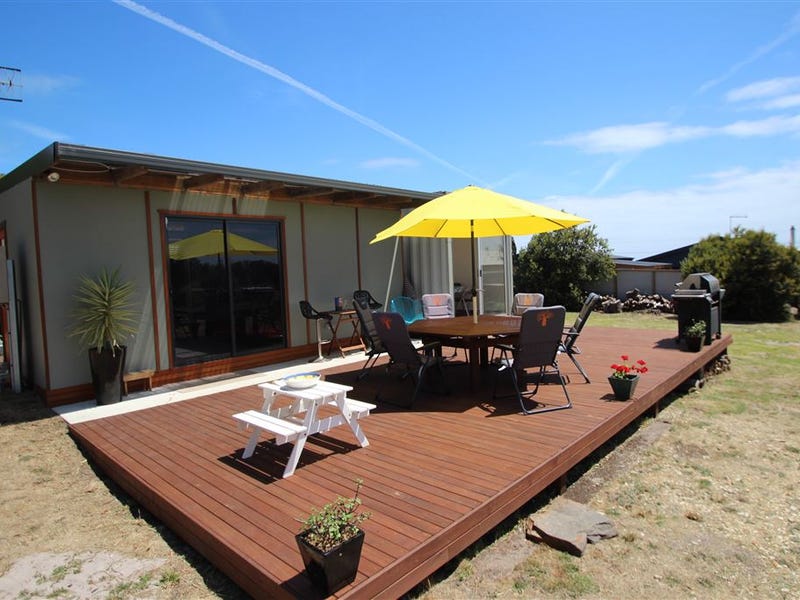 102 Top Road W, Greens Beach, TAS 7270