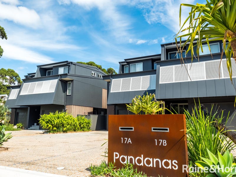 17B Mitchell Parade, Mollymook Beach, NSW 2539