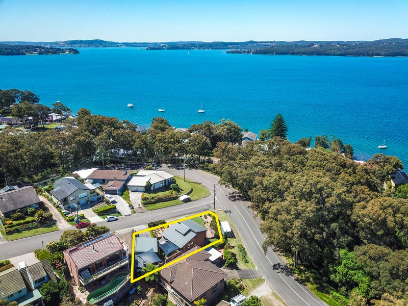 1 The Quarterdeck, Carey Bay, NSW 2283