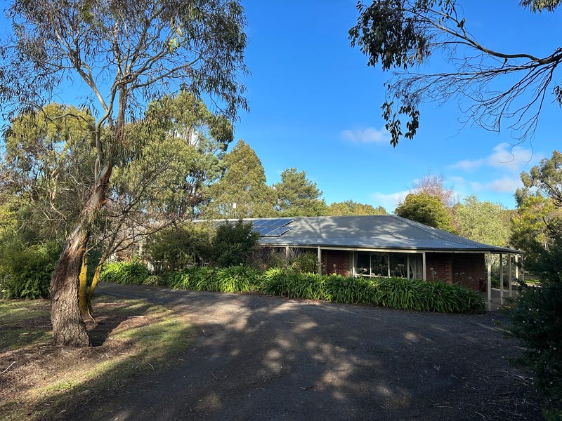 31 Peavey Road, New Gisborne, VIC 3438