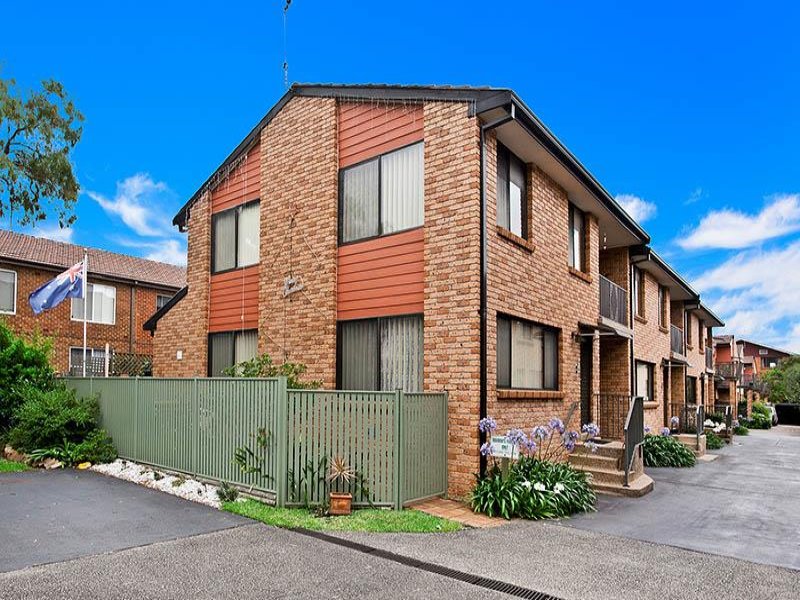 1/35 Kembla St, Wollongong, NSW 2500 Property Details
