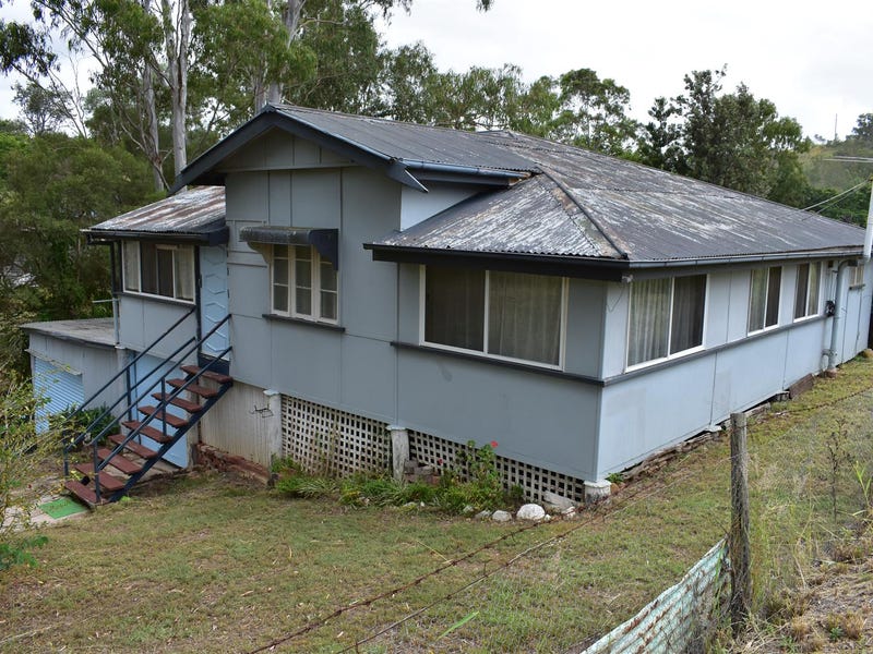 115 Street, Mount QLD 4714