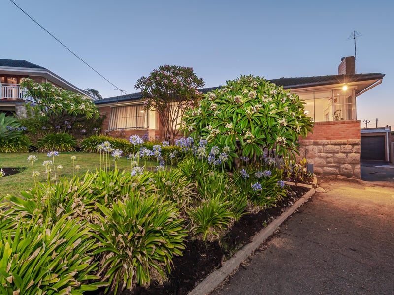 7 Hadley Place, Karrinyup, WA 6018