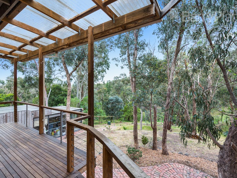 26 Church Road, Panton Hill, VIC 3759