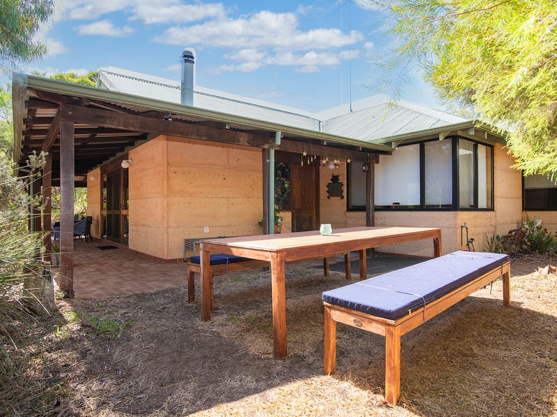 63 Norfolk Street, Dunsborough, WA 6281 Property Details