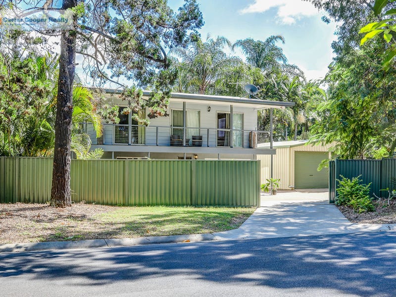 1 Kingfisher Parade, Toogoom, Qld 4655 Property Details