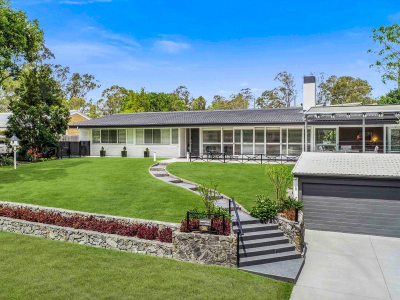 3 Lois Street, Kenmore, Qld 4069 Property Details