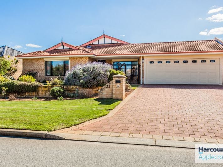 35 Sugarwood Drive, Thornlie, WA 6108 Property Details