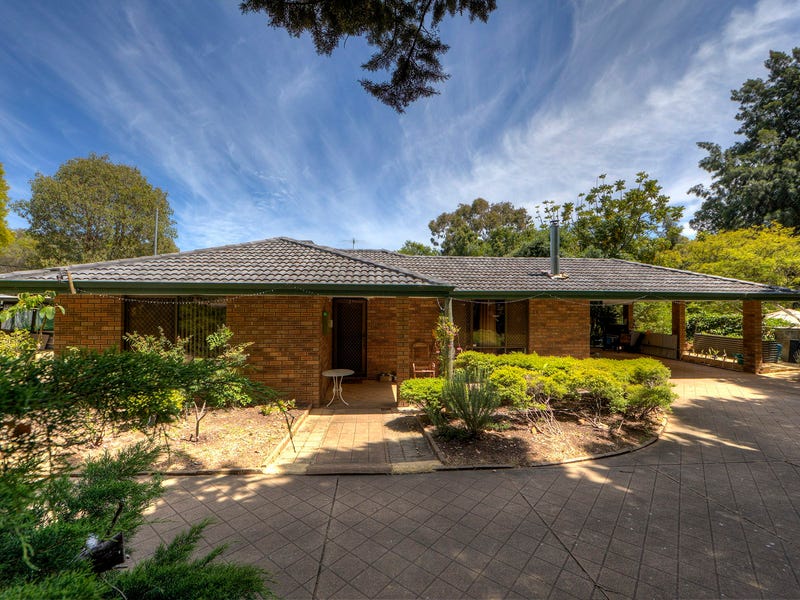 43 Waterfall Road, Forrestfield, WA 6058 Property Details