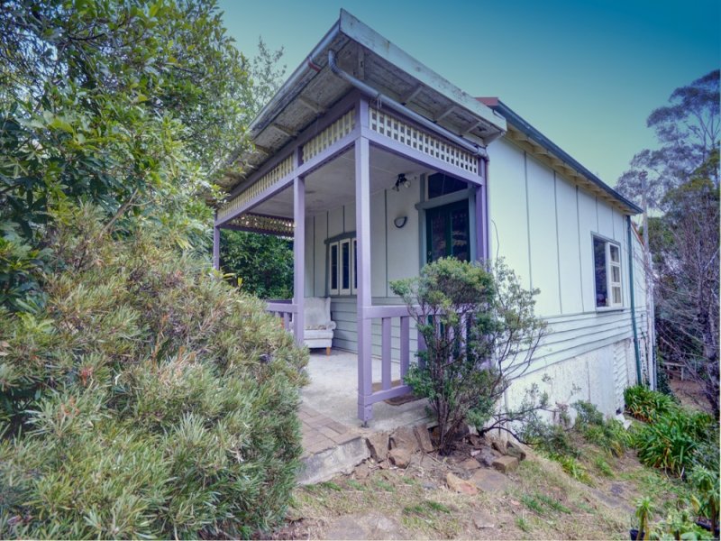 30 Eveleigh Avenue, Blackheath, NSW 2785