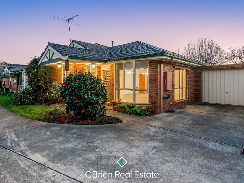 2/20 Brisbane Street, Berwick, Vic 3806 Property Details
