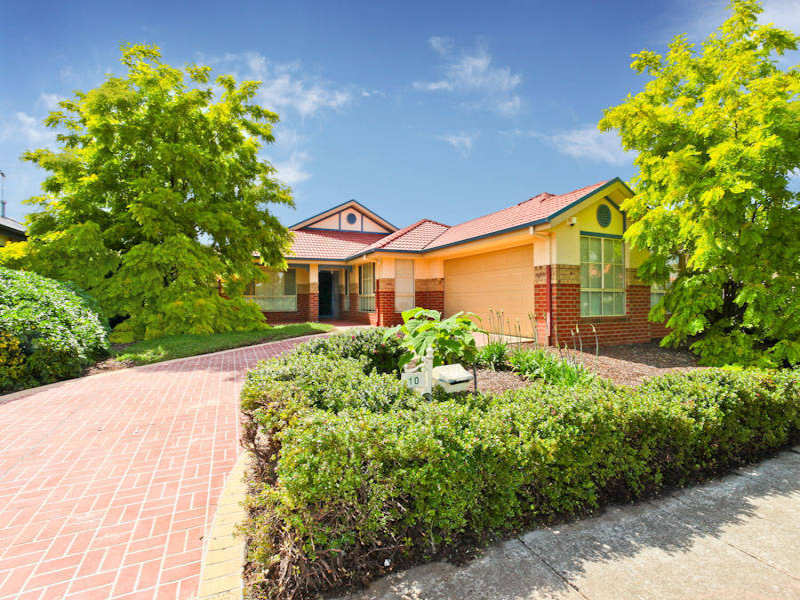 10 Conquest Drive, Werribee, Vic 3030 Property Details