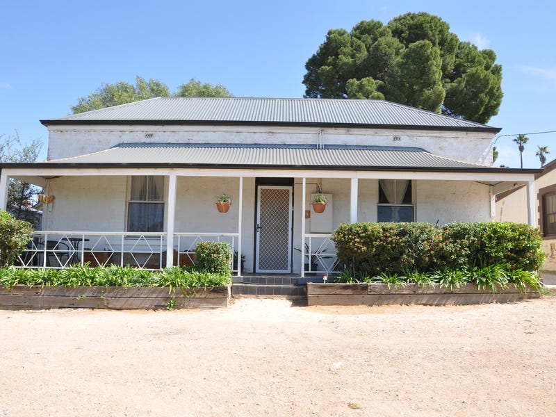 9 First Street, SA 5320 Property Details