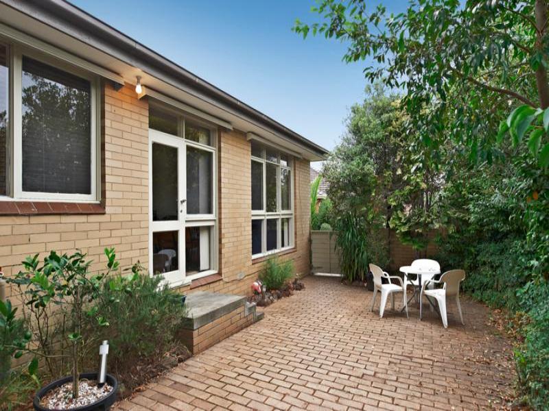 1/28 Faversham Road, Canterbury, VIC 3126