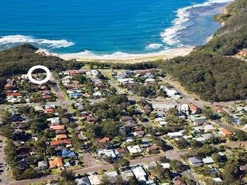 13 Reserve Drive, Bateau Bay, NSW 2261