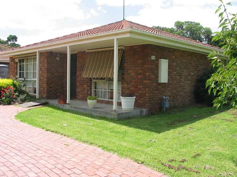 1/14 Mansfield Street, Berwick, Vic 3806 Property Details