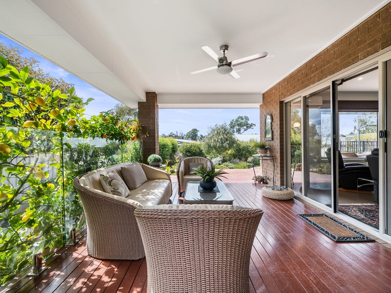 46 Somerset Crescent, Mansfield, Vic 3722 Property Details