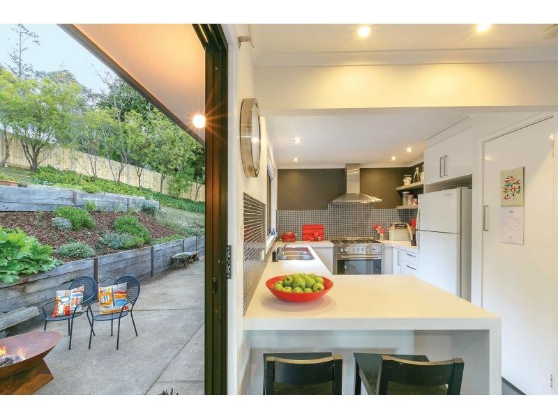 12 East Street, Daylesford, Vic 3460 Property Details