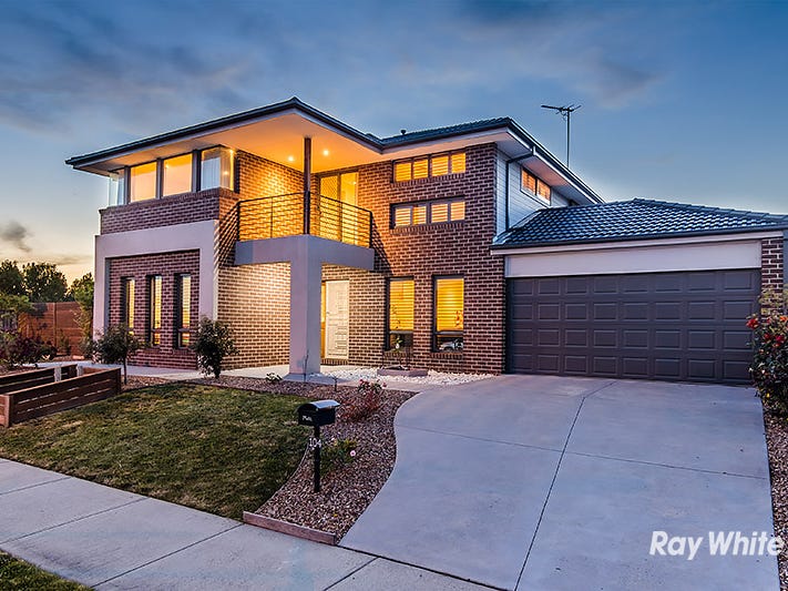104 Brookwater Parade, Lyndhurst, Vic 3975 Property Details