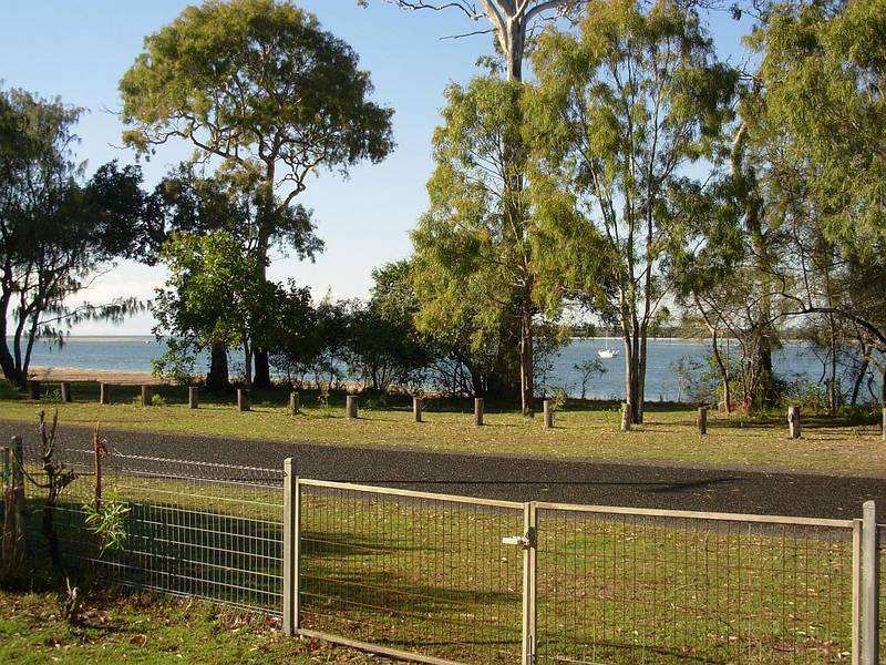 29 Esplanade (Walkers Point), Woodgate, Qld 4660 Property Details