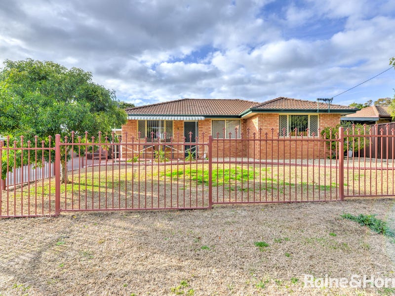 9 Maxwell Street, West Tamworth, NSW 2340