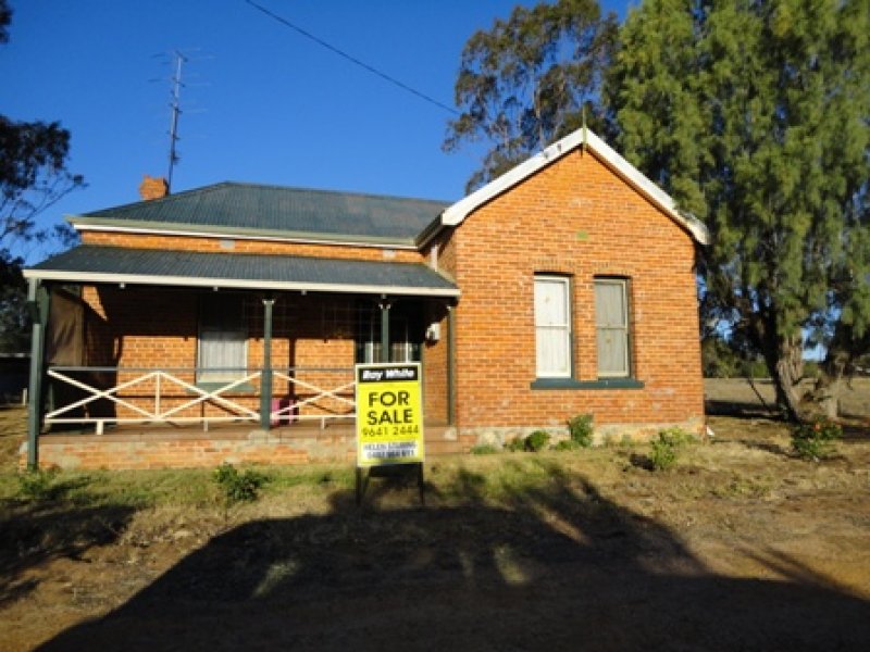 18 Husking Street, Beverley, WA 6304 Property Details