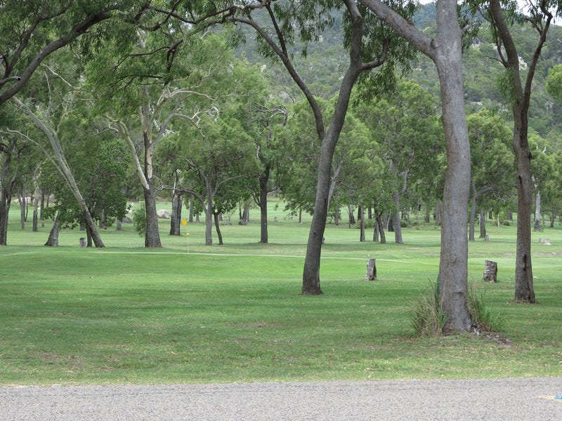 23 Hurst Street, Picnic Bay, QLD 4819