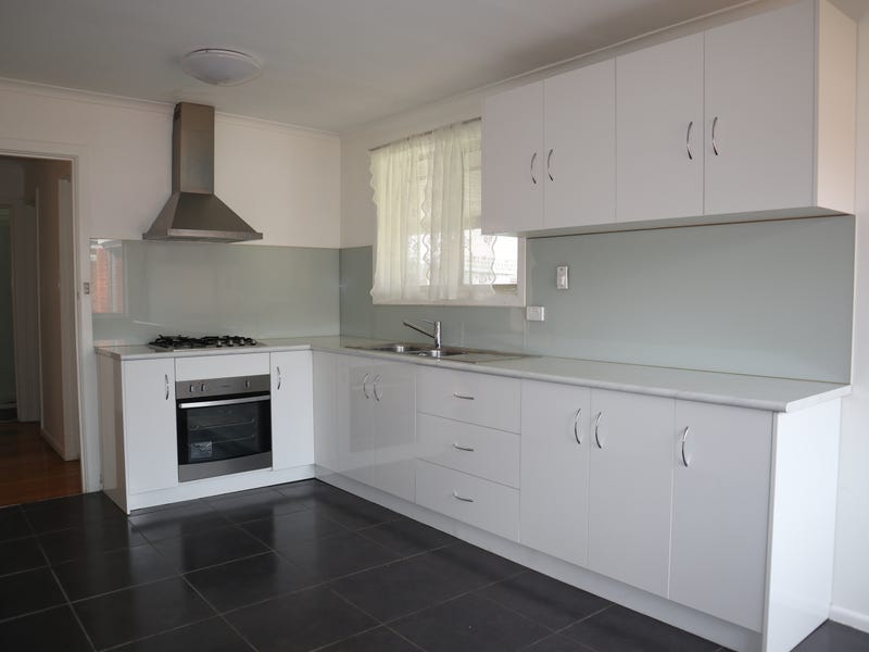 12 Ellesmere Street, Oakleigh South, VIC 3167