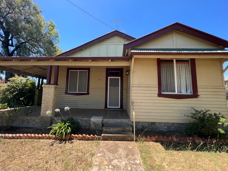 21 Clarinda Street, Parkes, NSW 2870