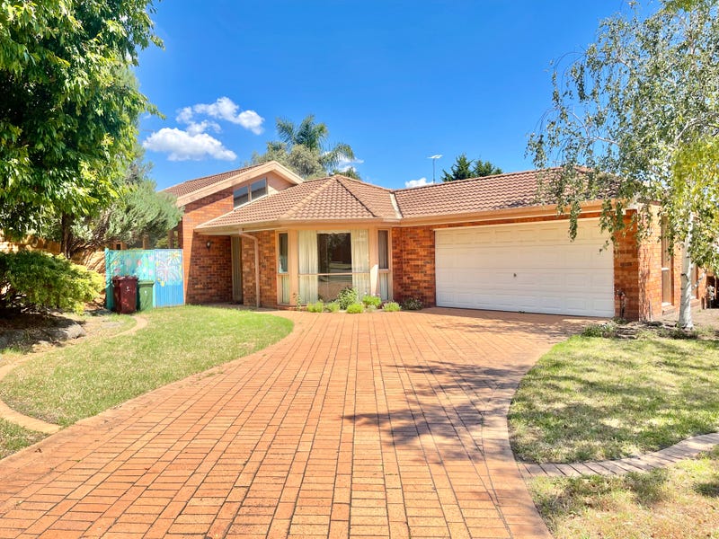 64 Avebury Drive, Berwick, Vic 3806 Property Details