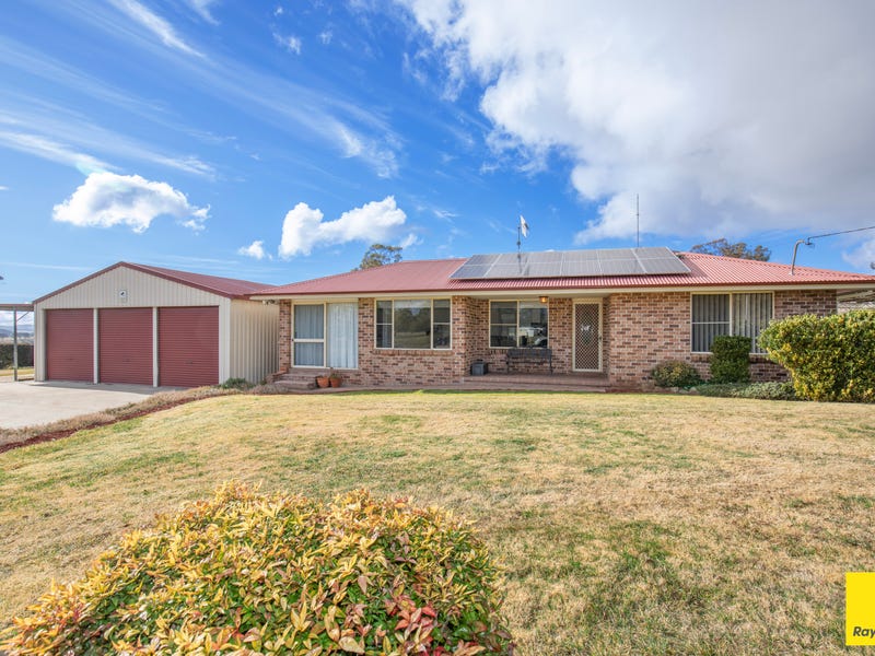 7421 Guyra Road, Guyra, NSW 2365 House for Sale