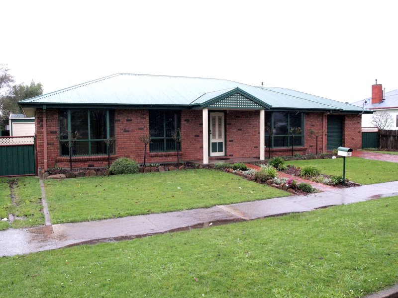 83 Bradshaw St, Latrobe, Tas 7307 Property Details