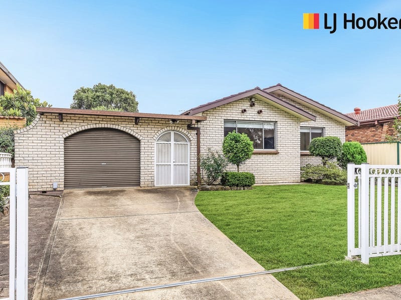 13 Homebush Street, St Johns Park, NSW 2176