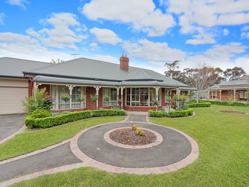 32 Rural Place, Doreen, Vic 3754 Property Details